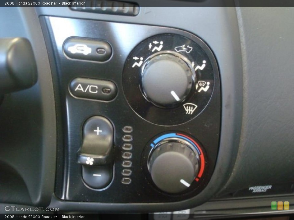 Black Interior Controls for the 2008 Honda S2000 Roadster #43695602