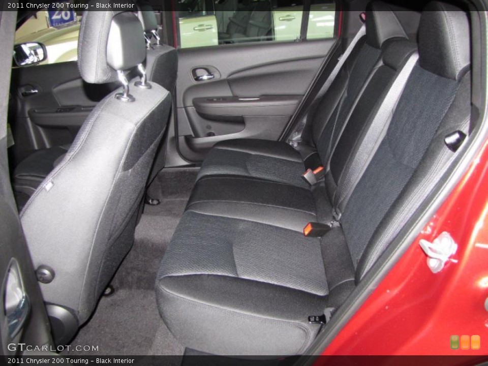 Black Interior Photo for the 2011 Chrysler 200 Touring #43698088