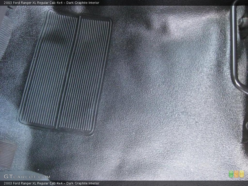 Dark Graphite Interior Photo for the 2003 Ford Ranger XL Regular Cab 4x4 #43771480