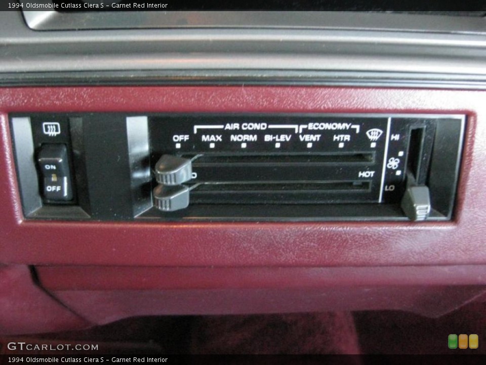 Garnet Red Interior Controls for the 1994 Oldsmobile Cutlass Ciera S #43775000
