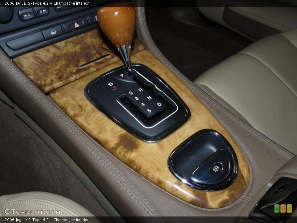 Champagne Interior Transmission for the 2006 Jaguar S-Type 4.2 #43788678