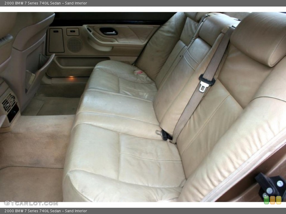 Sand Interior Photo for the 2000 BMW 7 Series 740iL Sedan #43789550