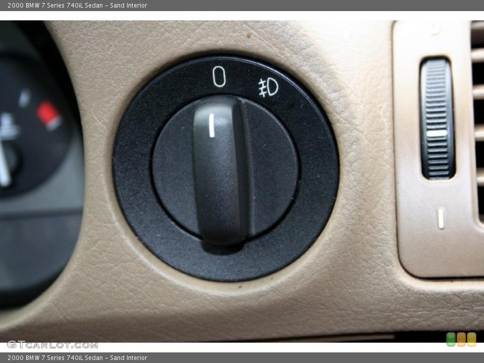Sand Interior Controls for the 2000 BMW 7 Series 740iL Sedan #43790014