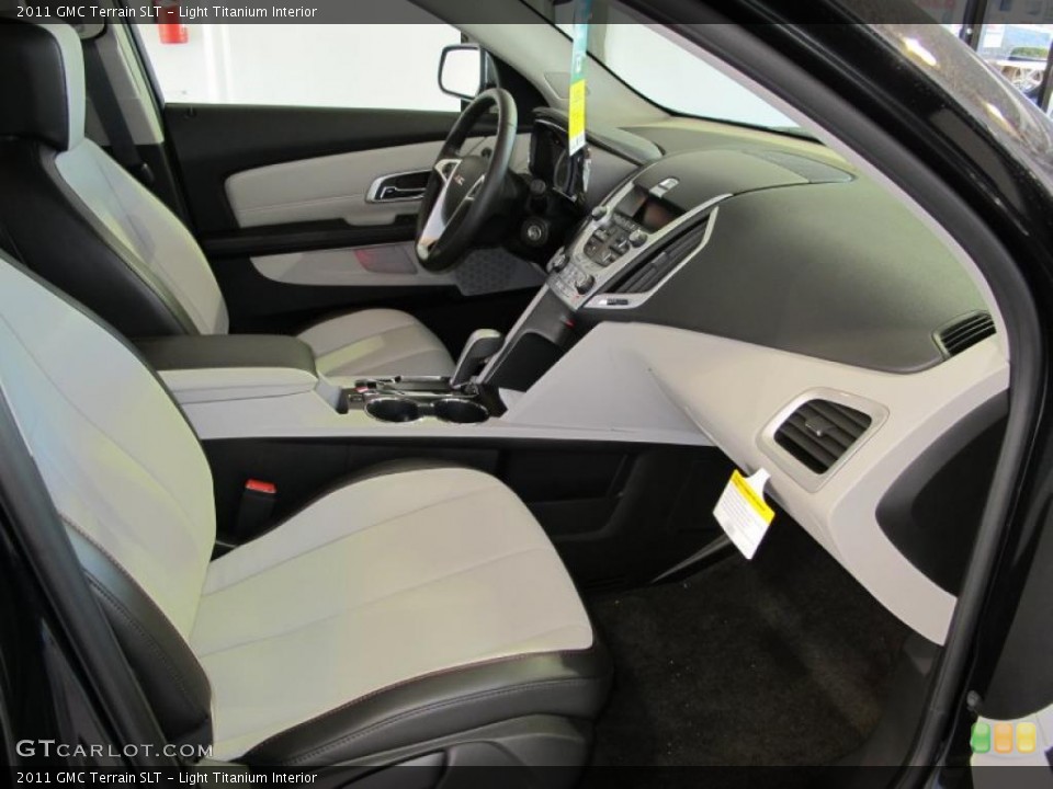 Light Titanium Interior Photo for the 2011 GMC Terrain SLT #43795673