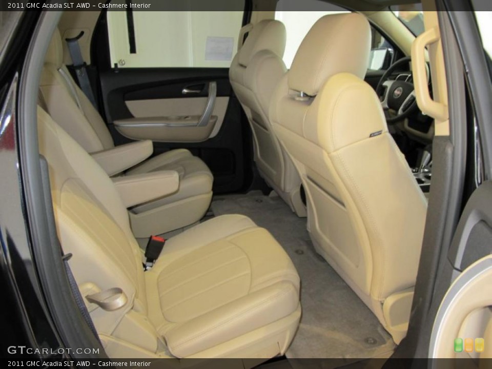 Cashmere Interior Photo for the 2011 GMC Acadia SLT AWD #43796173