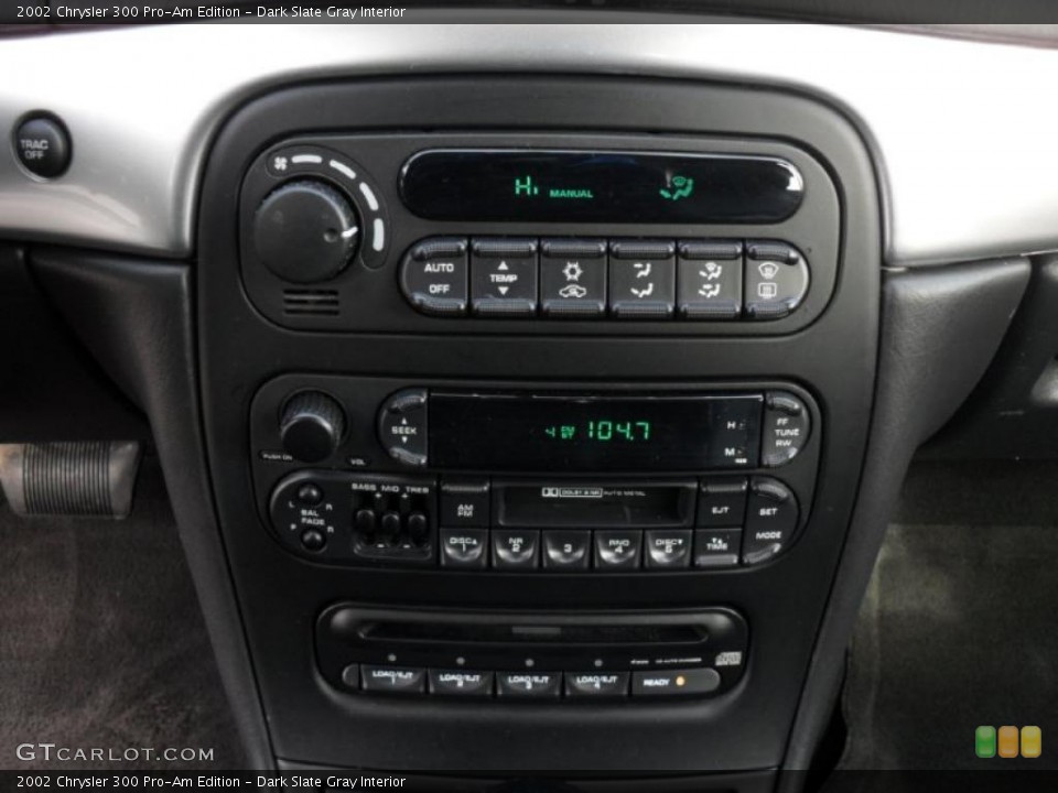 Dark Slate Gray Interior Controls for the 2002 Chrysler 300 Pro-Am Edition #43804005