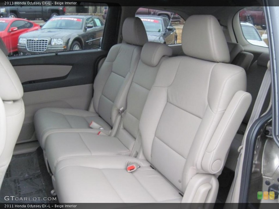 Beige Interior Photo for the 2011 Honda Odyssey EX-L #43828770