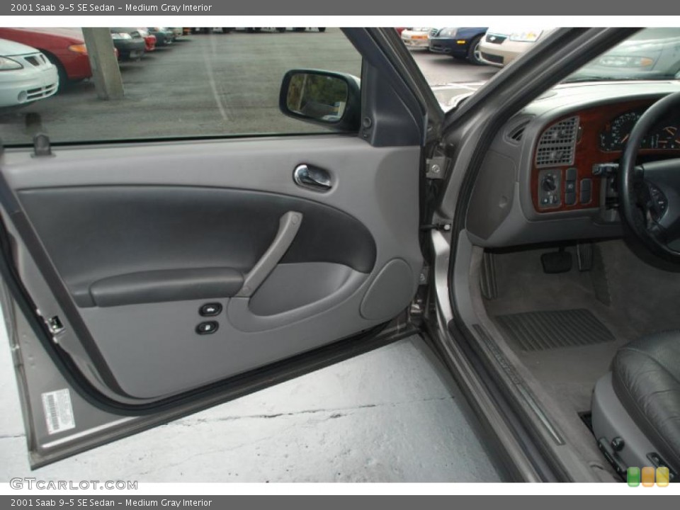 Medium Gray Interior Door Panel for the 2001 Saab 9-5 SE Sedan #43835025