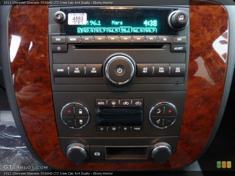 Ebony Interior Controls for the 2011 Chevrolet Silverado 3500HD LTZ Crew Cab 4x4 Dually #43858733