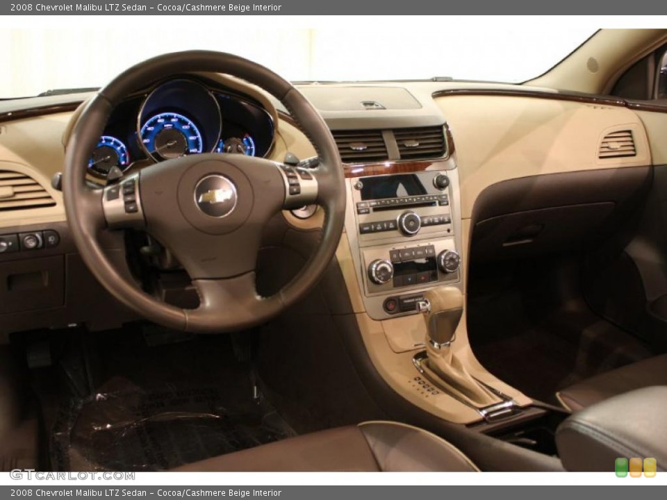 Cocoa/Cashmere Beige Interior Dashboard for the 2008 Chevrolet Malibu LTZ Sedan #43899705