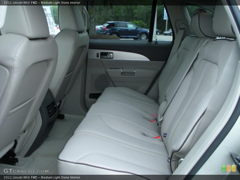 Medium Light Stone Interior Photo for the 2011 Lincoln MKX FWD #43901461