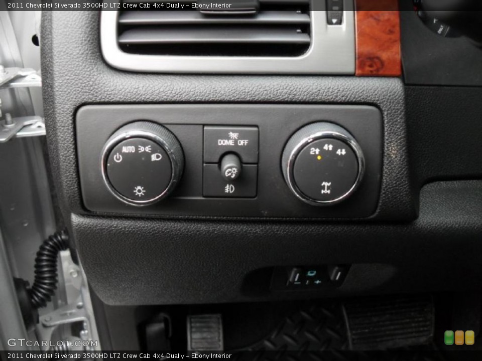 Ebony Interior Controls for the 2011 Chevrolet Silverado 3500HD LTZ Crew Cab 4x4 Dually #43920714