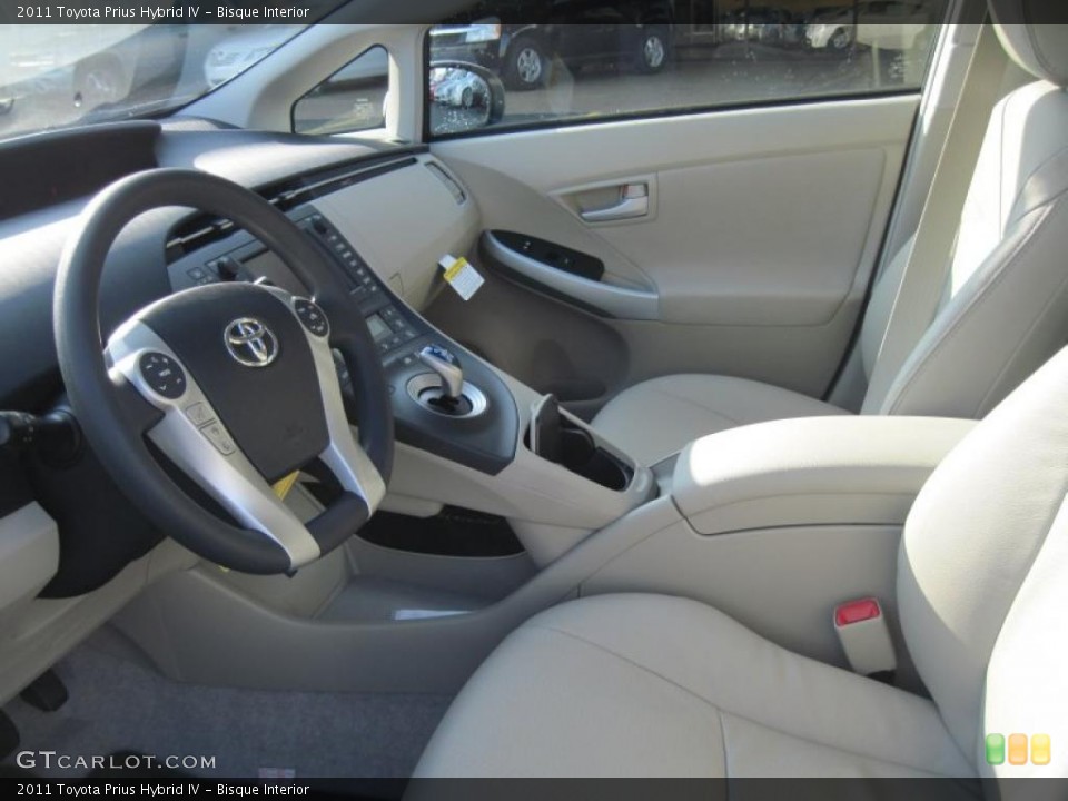 Bisque Interior Photo for the 2011 Toyota Prius Hybrid IV #43931366