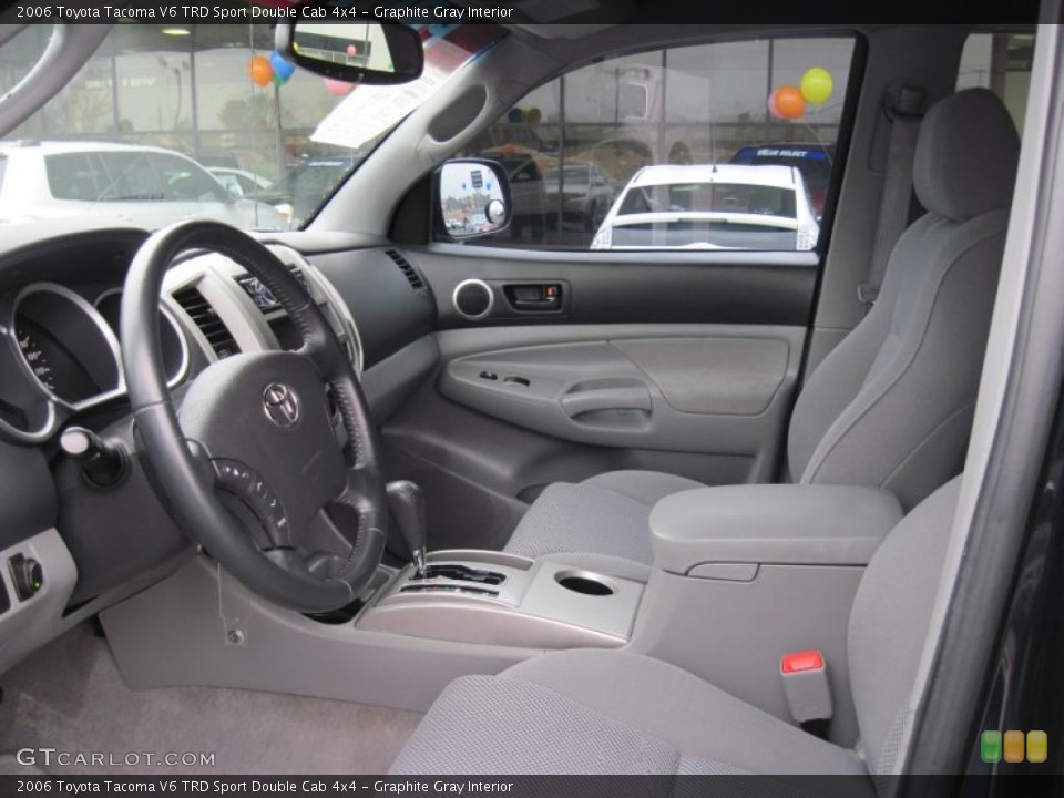 Graphite Gray Interior Photo for the 2006 Toyota Tacoma V6 TRD Sport Double Cab 4x4 #43932790