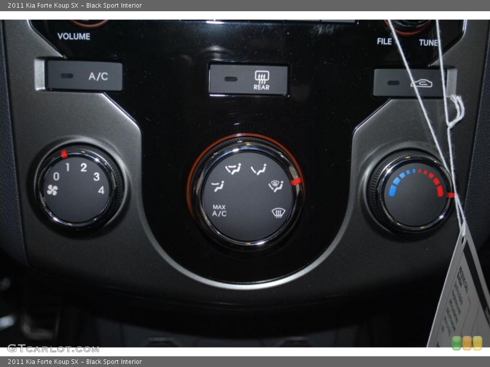 Black Sport Interior Controls for the 2011 Kia Forte Koup SX #43933770