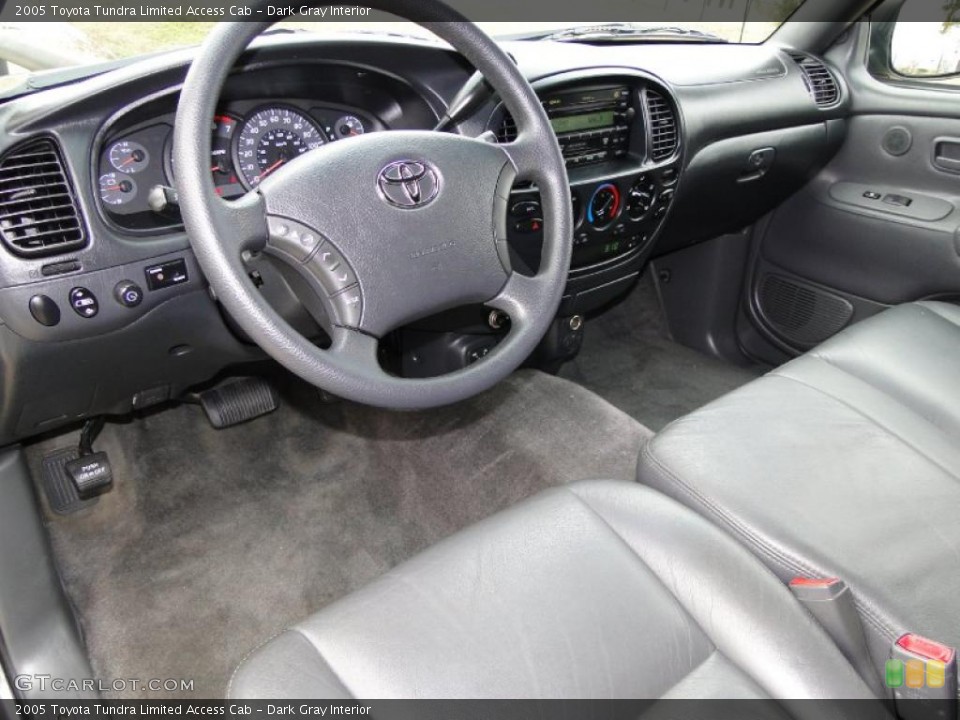 Dark Gray Interior Photo for the 2005 Toyota Tundra Limited Access Cab #43938835