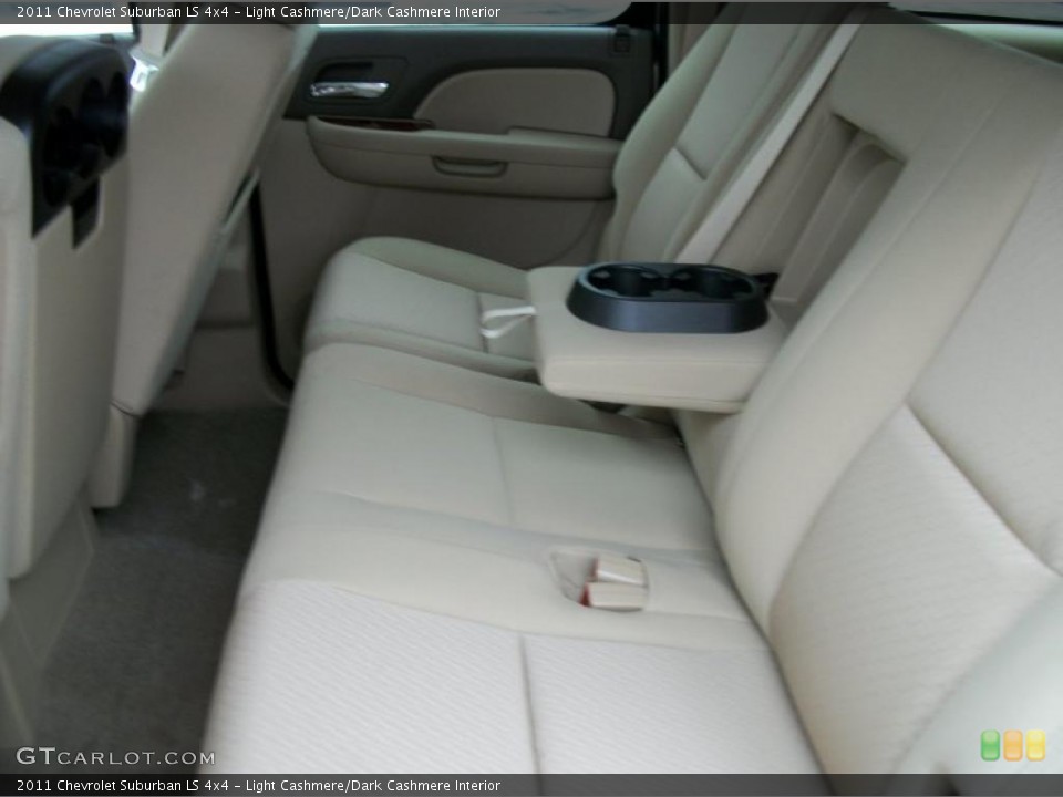 Light Cashmere/Dark Cashmere Interior Photo for the 2011 Chevrolet Suburban LS 4x4 #43945727