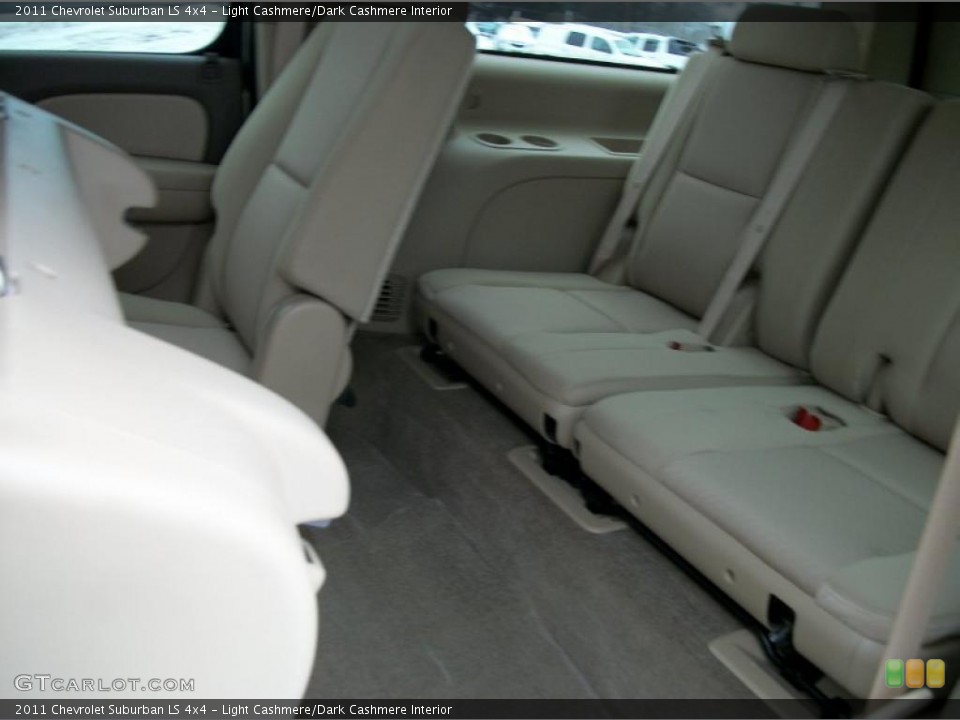 Light Cashmere/Dark Cashmere Interior Photo for the 2011 Chevrolet Suburban LS 4x4 #43945743