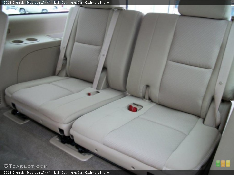 Light Cashmere/Dark Cashmere Interior Photo for the 2011 Chevrolet Suburban LS 4x4 #43945783