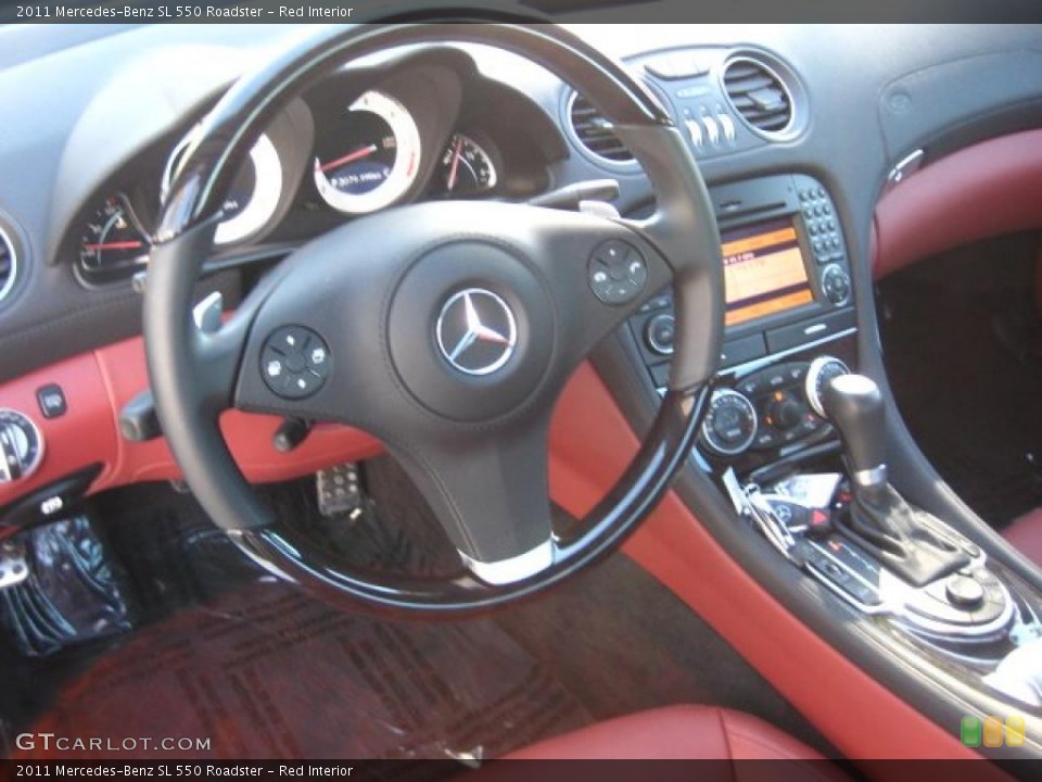 Red Interior Photo for the 2011 Mercedes-Benz SL 550 Roadster #43952474