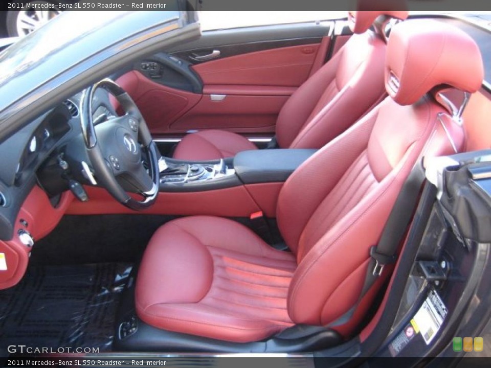 Red Interior Photo for the 2011 Mercedes-Benz SL 550 Roadster #43952486