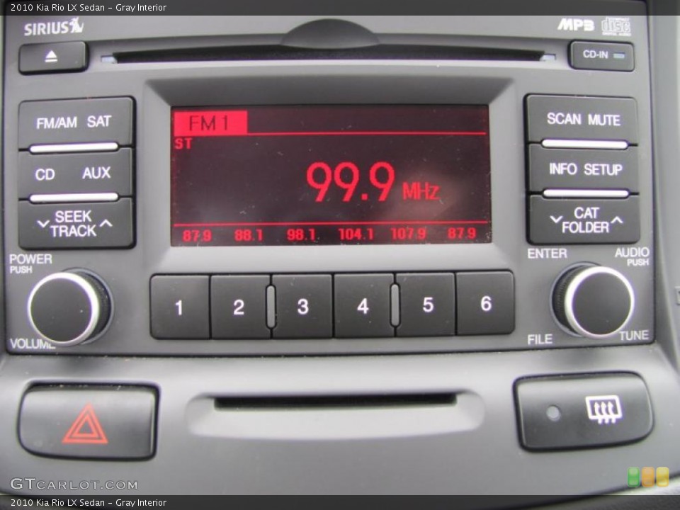 Gray Interior Controls for the 2010 Kia Rio LX Sedan #43954174
