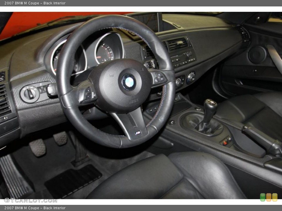 Black Interior Dashboard for the 2007 BMW M Coupe #43961772