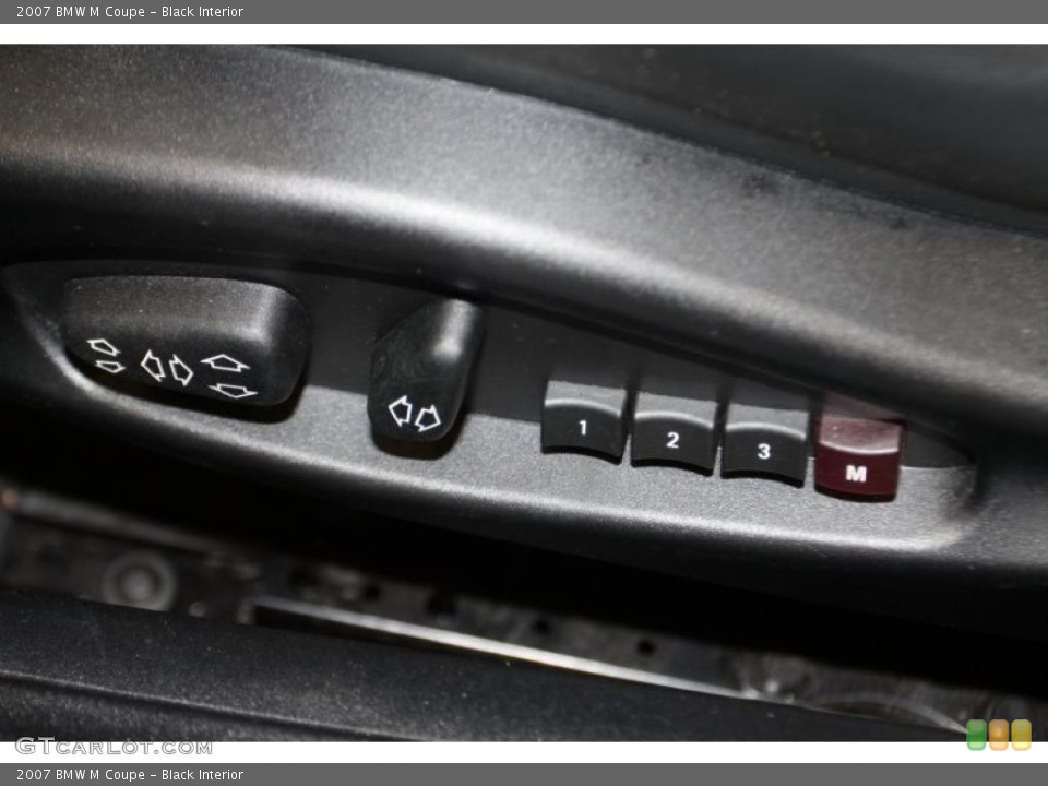 Black Interior Controls for the 2007 BMW M Coupe #43962150