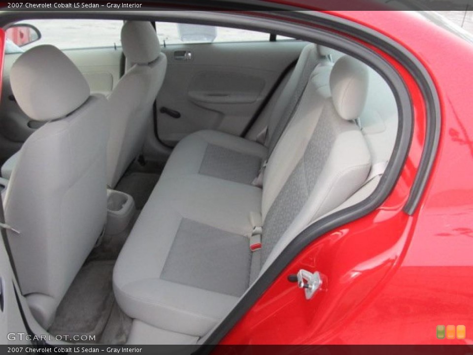 Gray Interior Photo for the 2007 Chevrolet Cobalt LS Sedan #43967072