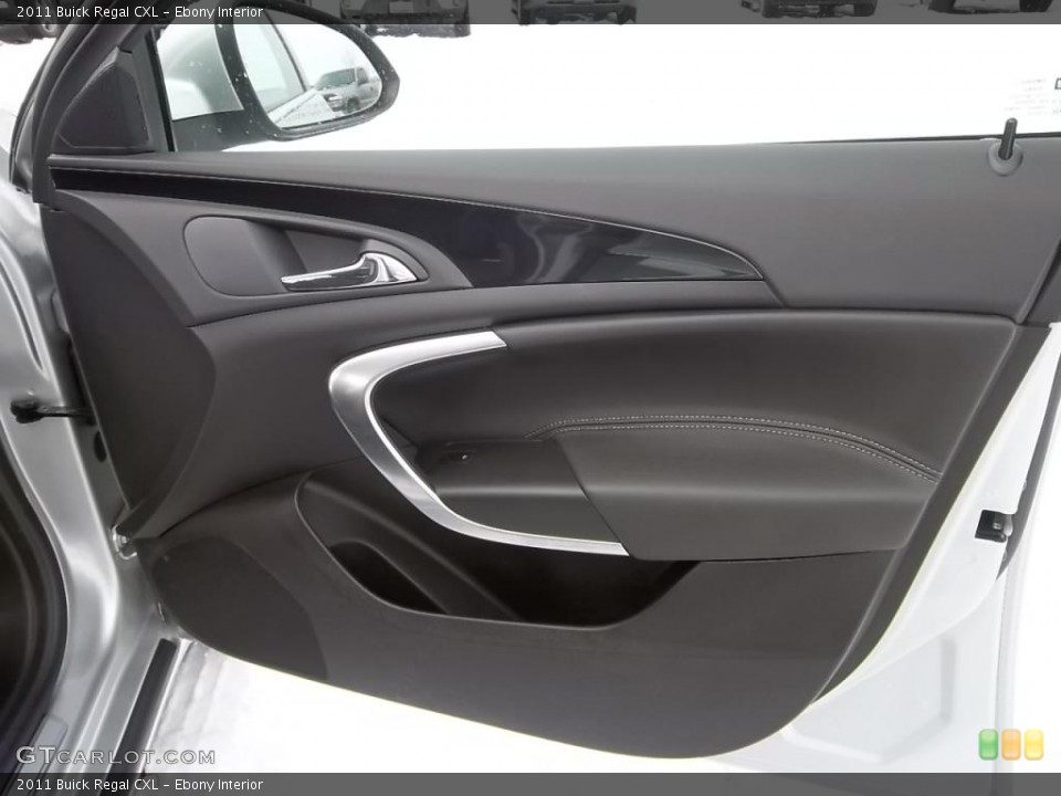 Ebony Interior Door Panel for the 2011 Buick Regal CXL #43988912