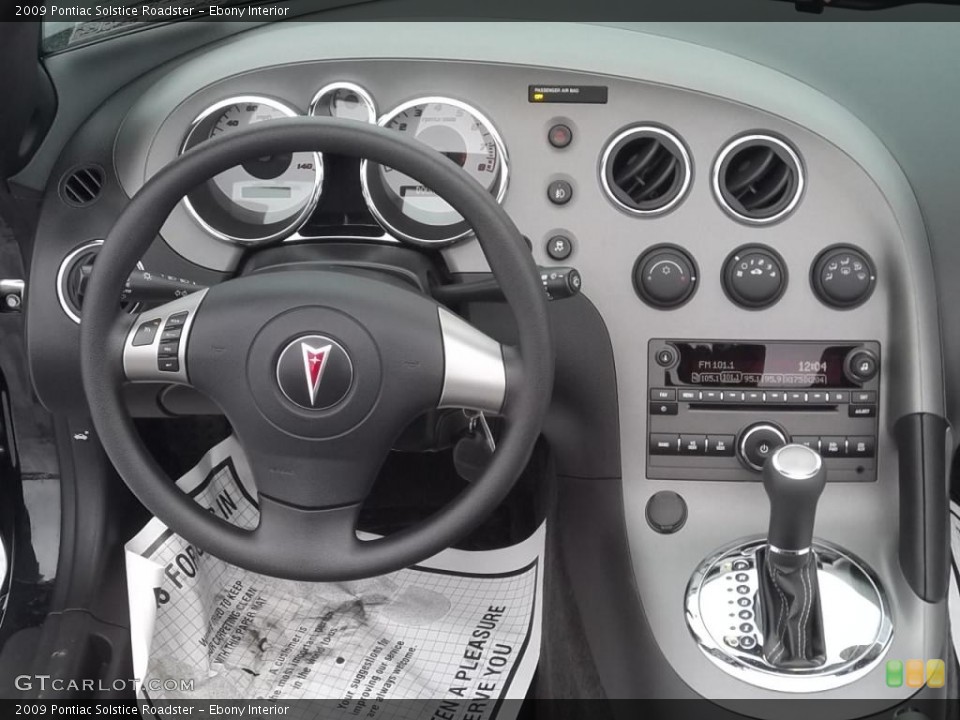 Ebony Interior Controls for the 2009 Pontiac Solstice Roadster #43989120