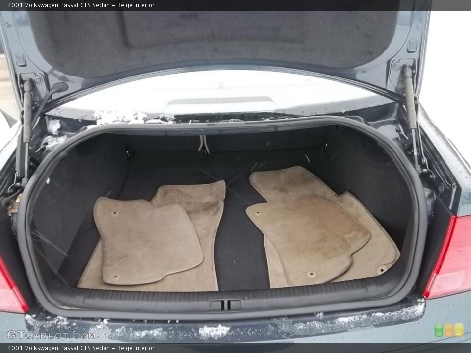 Beige Interior Trunk for the 2001 Volkswagen Passat GLS Sedan #43989712