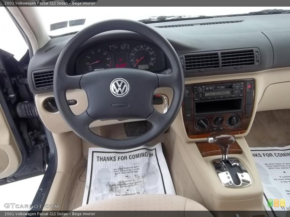 Beige Interior Controls for the 2001 Volkswagen Passat GLS Sedan #43989748