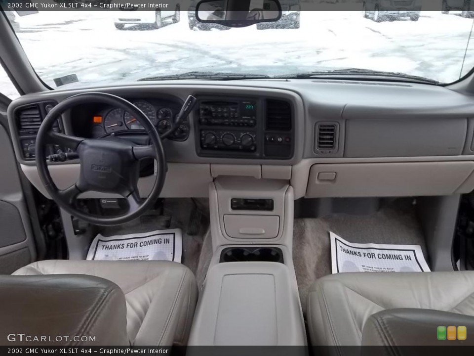 Graphite/Pewter Interior Dashboard for the 2002 GMC Yukon XL SLT 4x4 #43989872