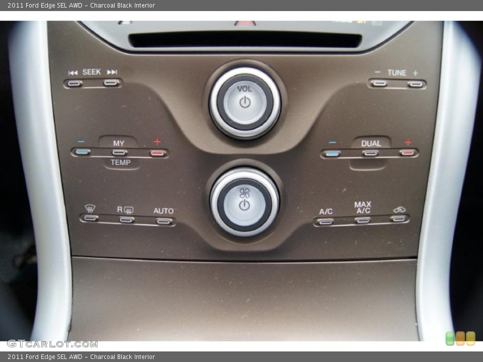 Charcoal Black Interior Controls for the 2011 Ford Edge SEL AWD #44018992