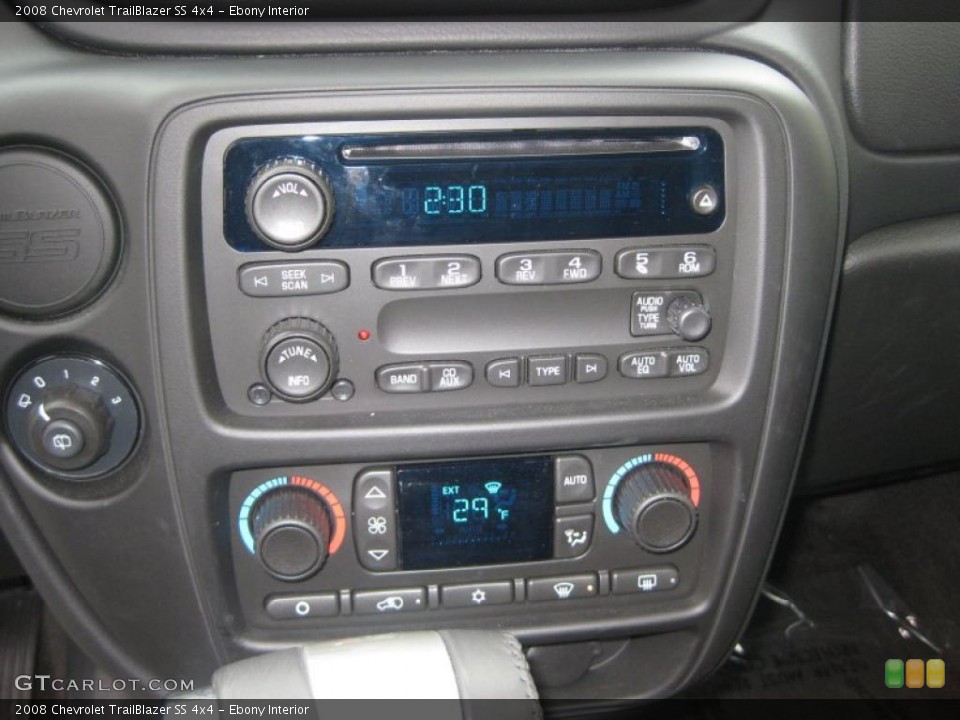 Ebony Interior Controls for the 2008 Chevrolet TrailBlazer SS 4x4 #44028420