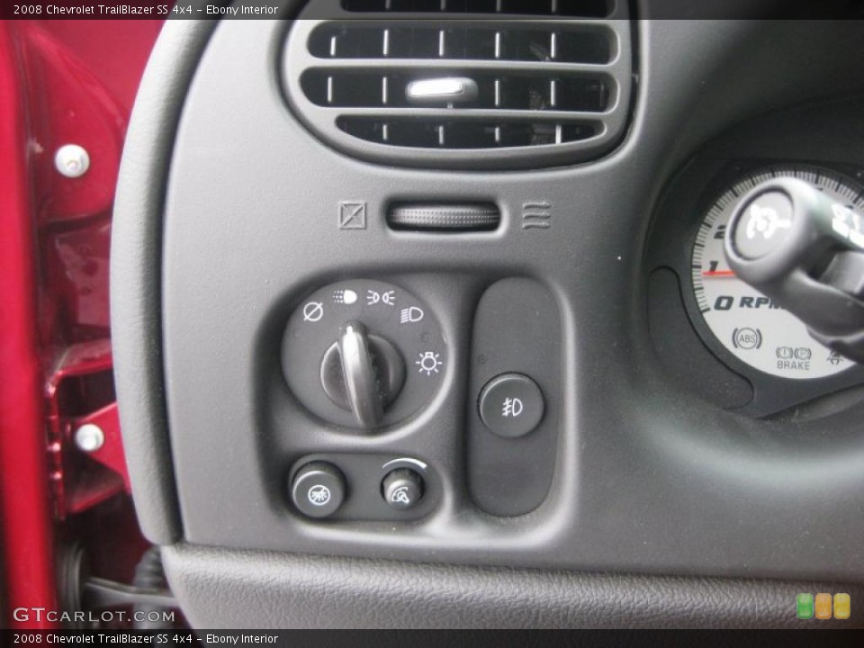 Ebony Interior Controls for the 2008 Chevrolet TrailBlazer SS 4x4 #44028460