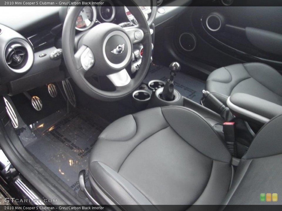 Grey/Carbon Black Interior Photo for the 2010 Mini Cooper S Clubman #44037884