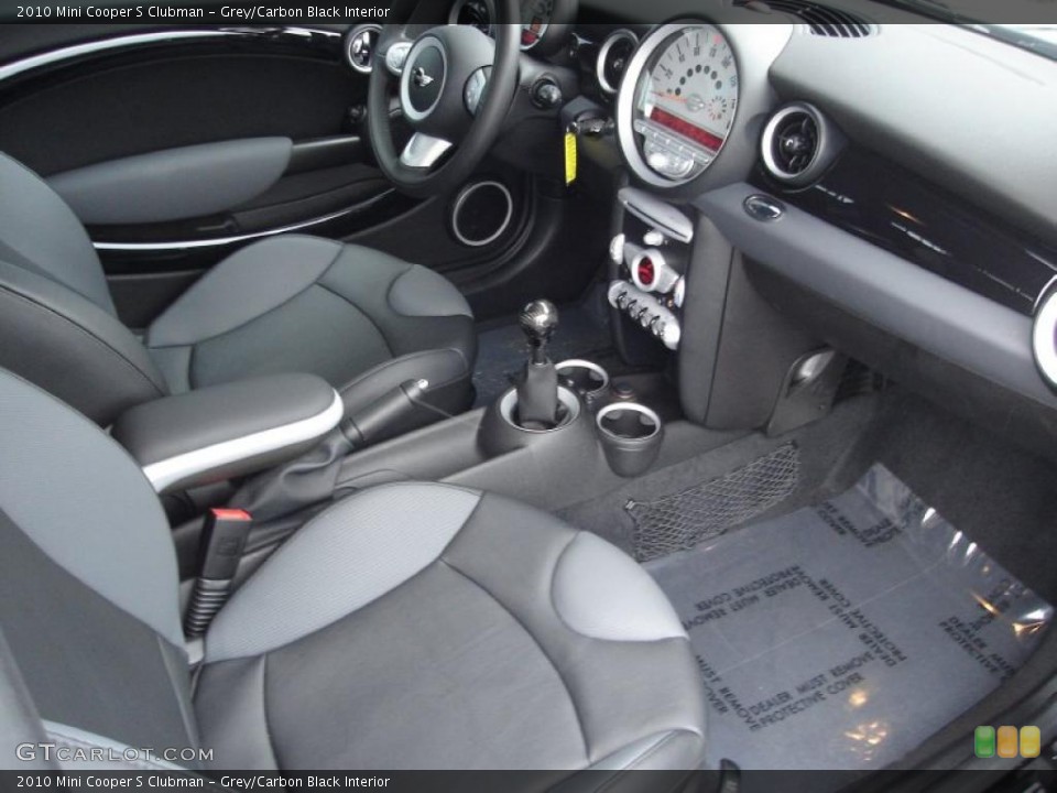 Grey/Carbon Black Interior Photo for the 2010 Mini Cooper S Clubman #44037896