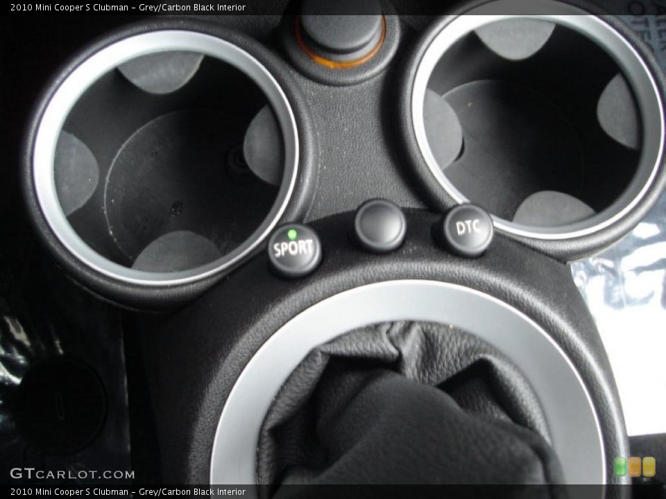 Grey/Carbon Black Interior Controls for the 2010 Mini Cooper S Clubman #44038064