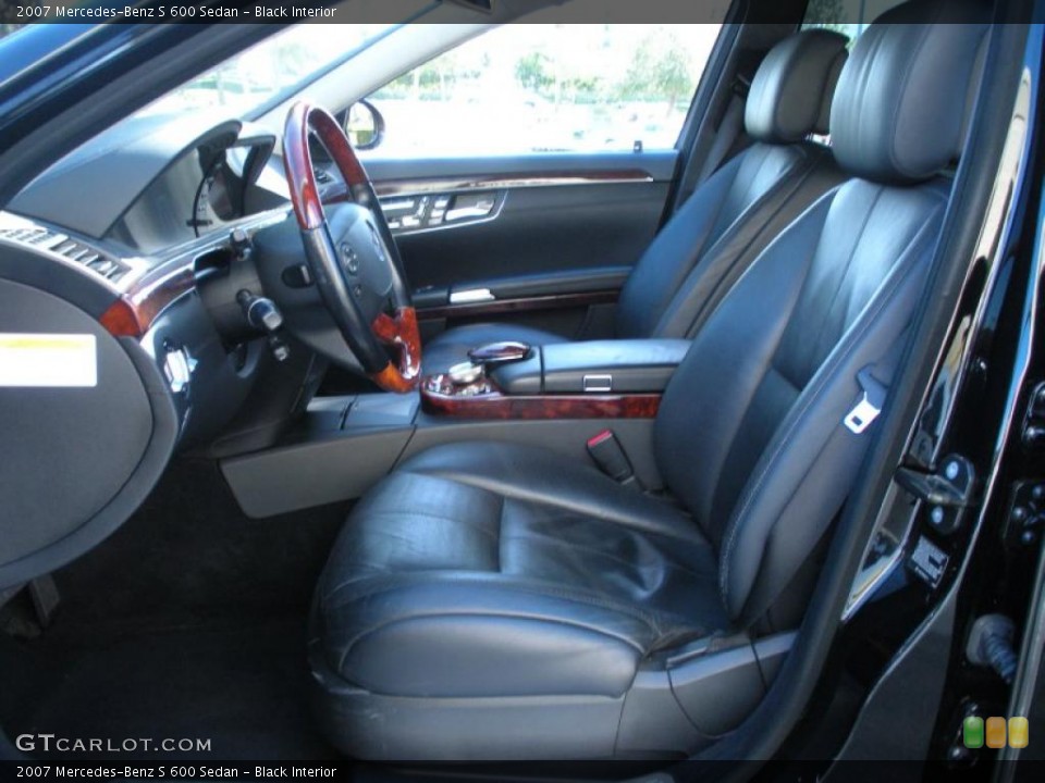 Black Interior Photo for the 2007 Mercedes-Benz S 600 Sedan #44040368
