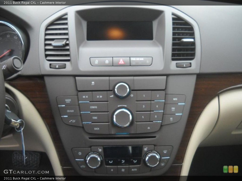 Cashmere Interior Controls for the 2011 Buick Regal CXL #44043892