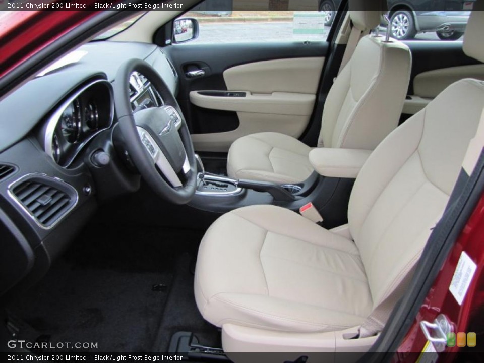 Black/Light Frost Beige Interior Photo for the 2011 Chrysler 200 Limited #44053980