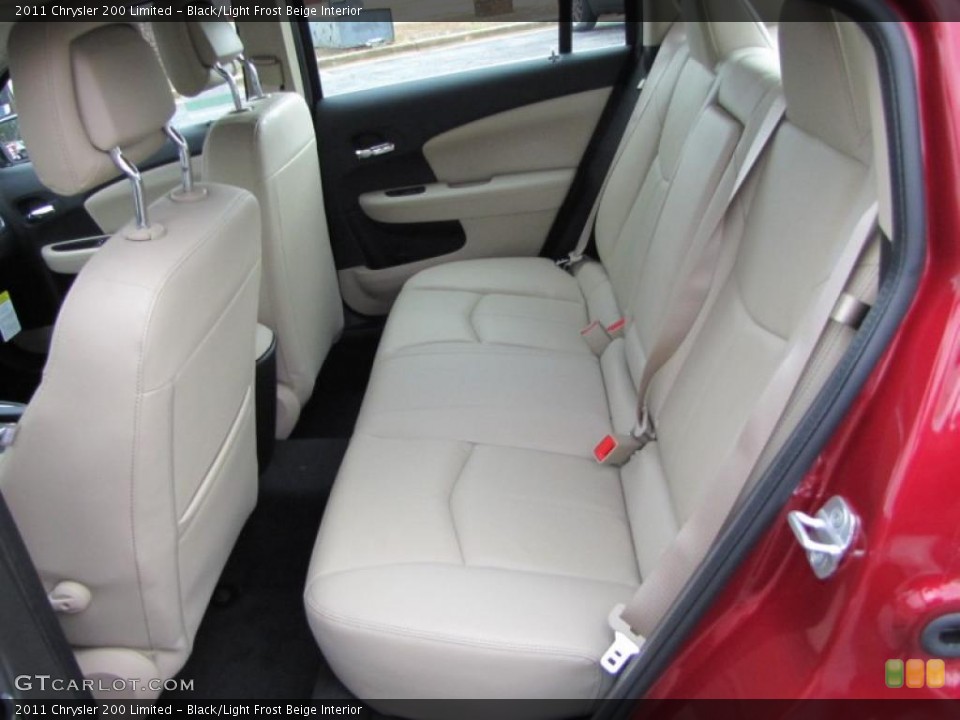 Black/Light Frost Beige Interior Photo for the 2011 Chrysler 200 Limited #44054012