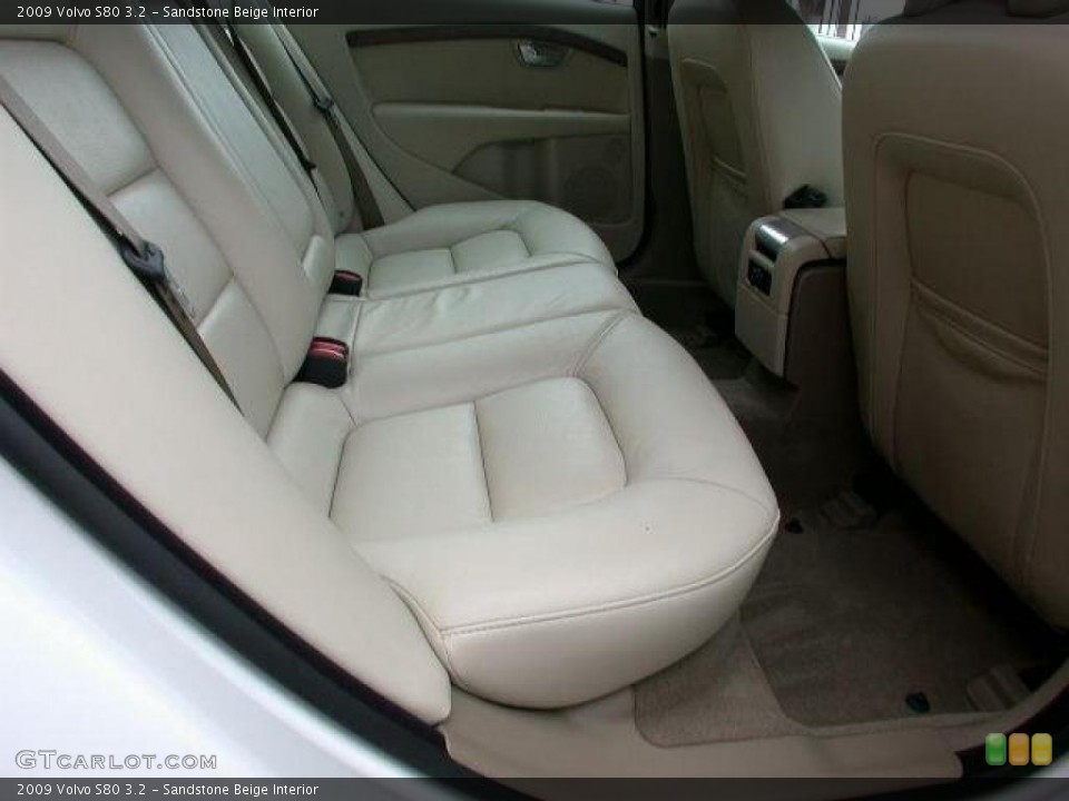 Sandstone Beige Interior Photo for the 2009 Volvo S80 3.2 #44069397