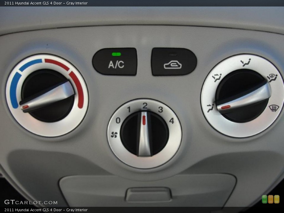 Gray Interior Controls for the 2011 Hyundai Accent GLS 4 Door #44073190