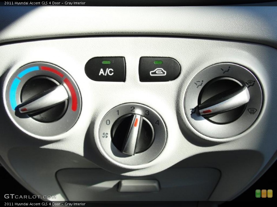 Gray Interior Controls for the 2011 Hyundai Accent GLS 4 Door #44073998