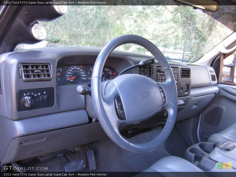 Medium Flint Interior Dashboard for the 2002 Ford F250 Super Duty Lariat SuperCab 4x4 #44075062