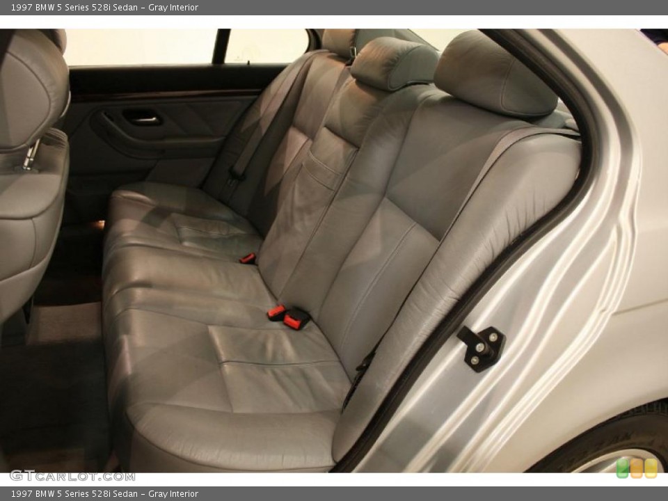 Gray Interior Photo for the 1997 BMW 5 Series 528i Sedan #44079630