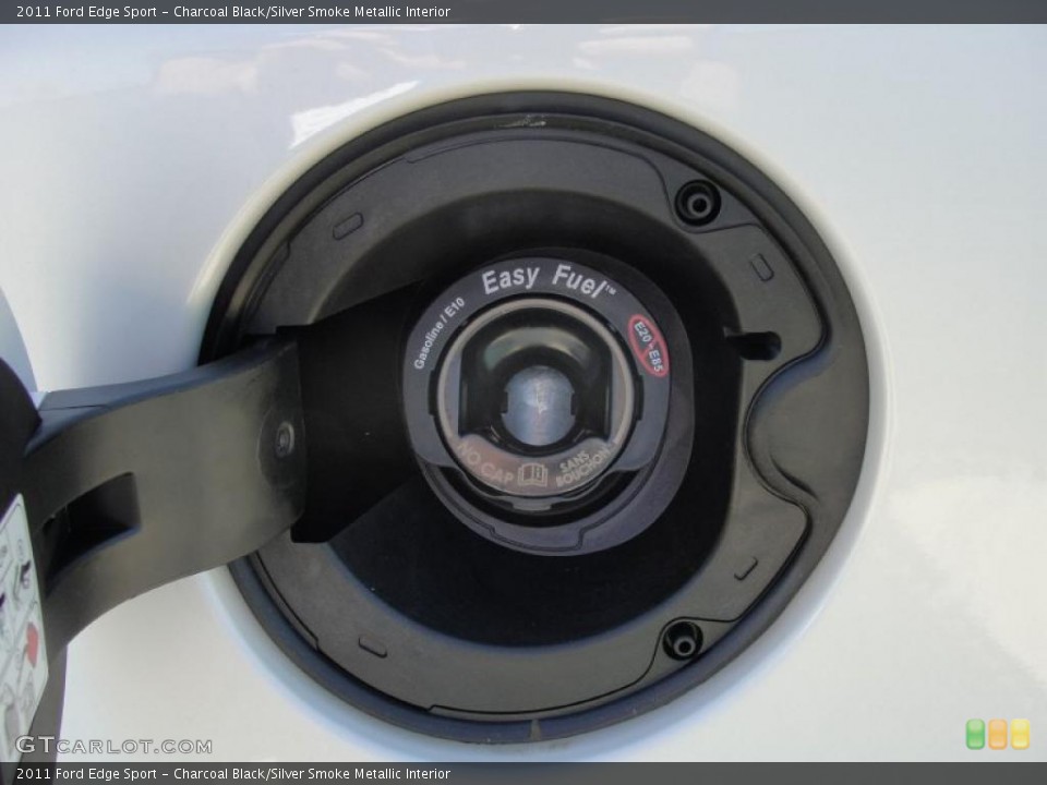 Charcoal Black/Silver Smoke Metallic Interior Controls for the 2011 Ford Edge Sport #44090392